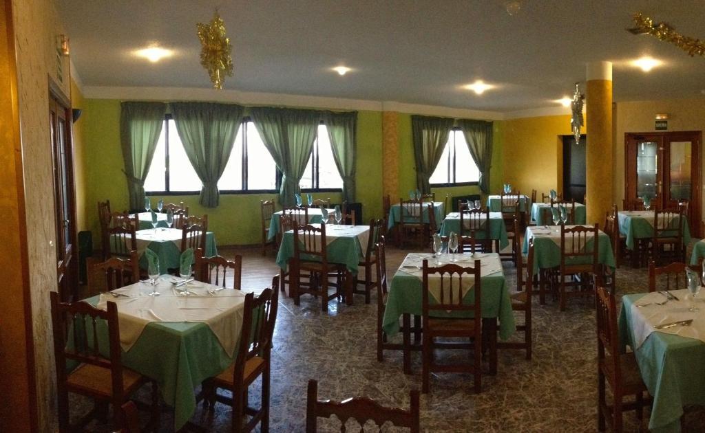 Hotel Restaurante Харилья Экстерьер фото